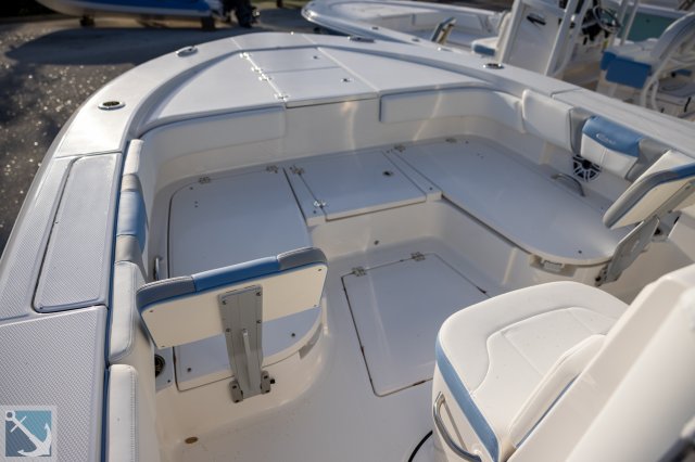 New 2024 Robalo 266 Cayman  Boat for sale